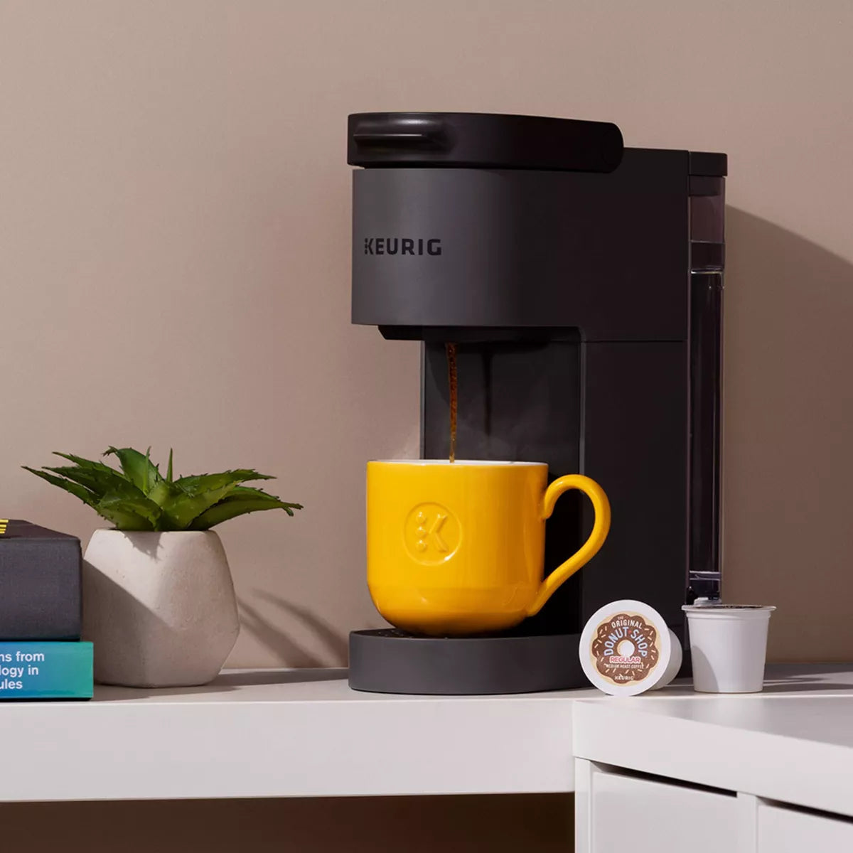 Keurig K-Mini Go - Single-Serve Coffee Maker